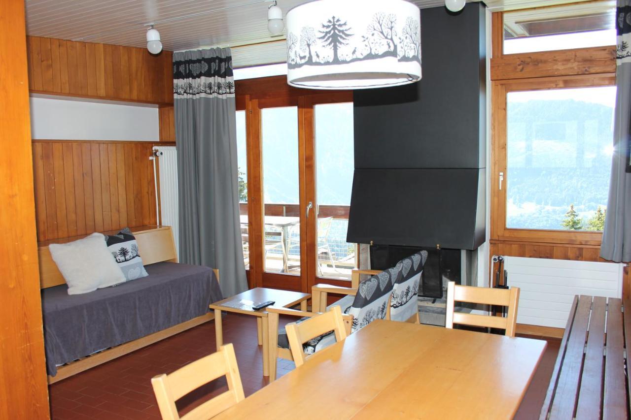 Leysin Lodge エクステリア 写真