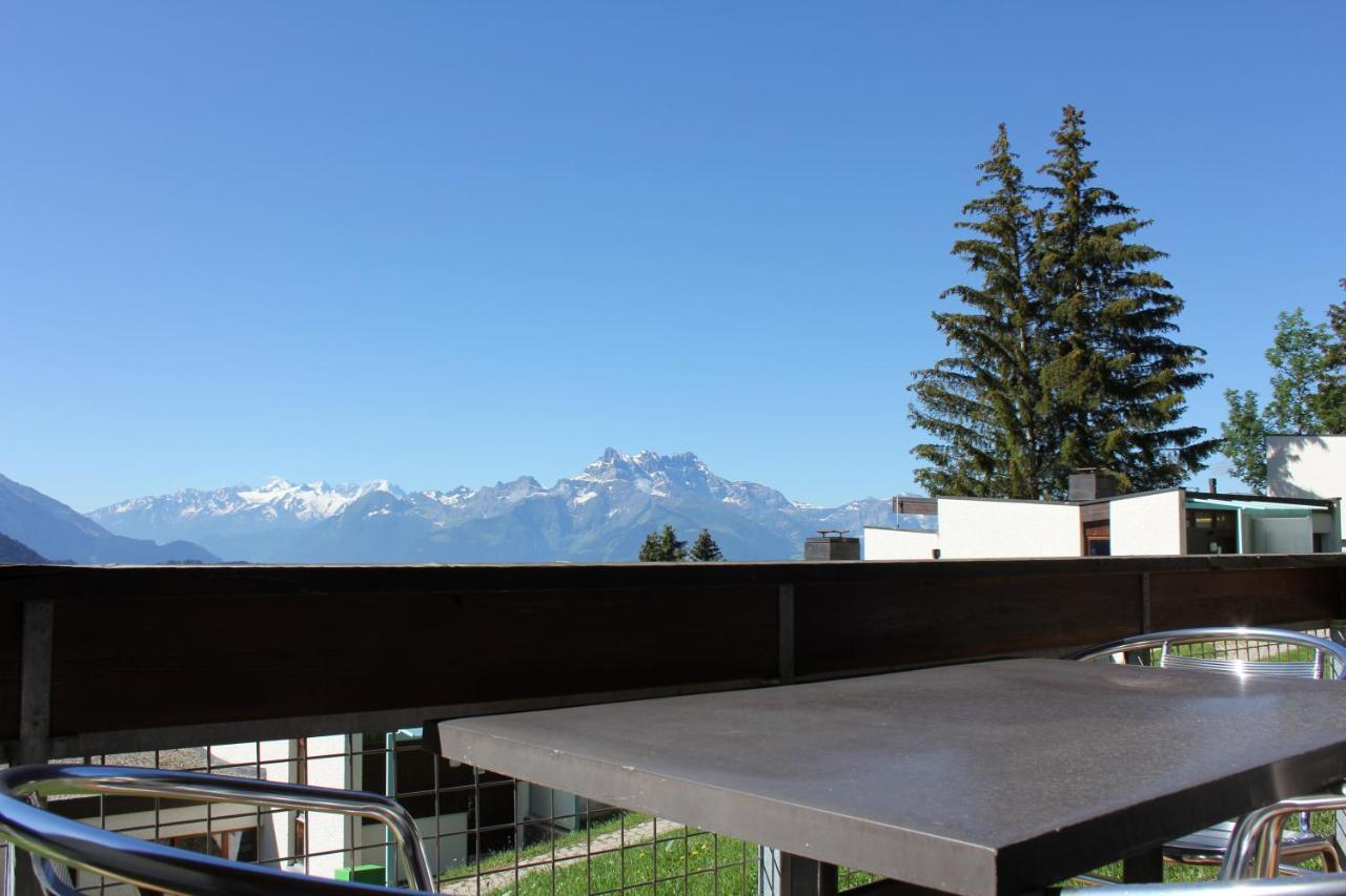 Leysin Lodge エクステリア 写真