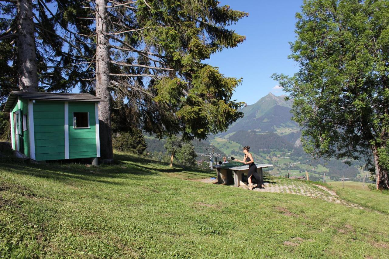 Leysin Lodge エクステリア 写真