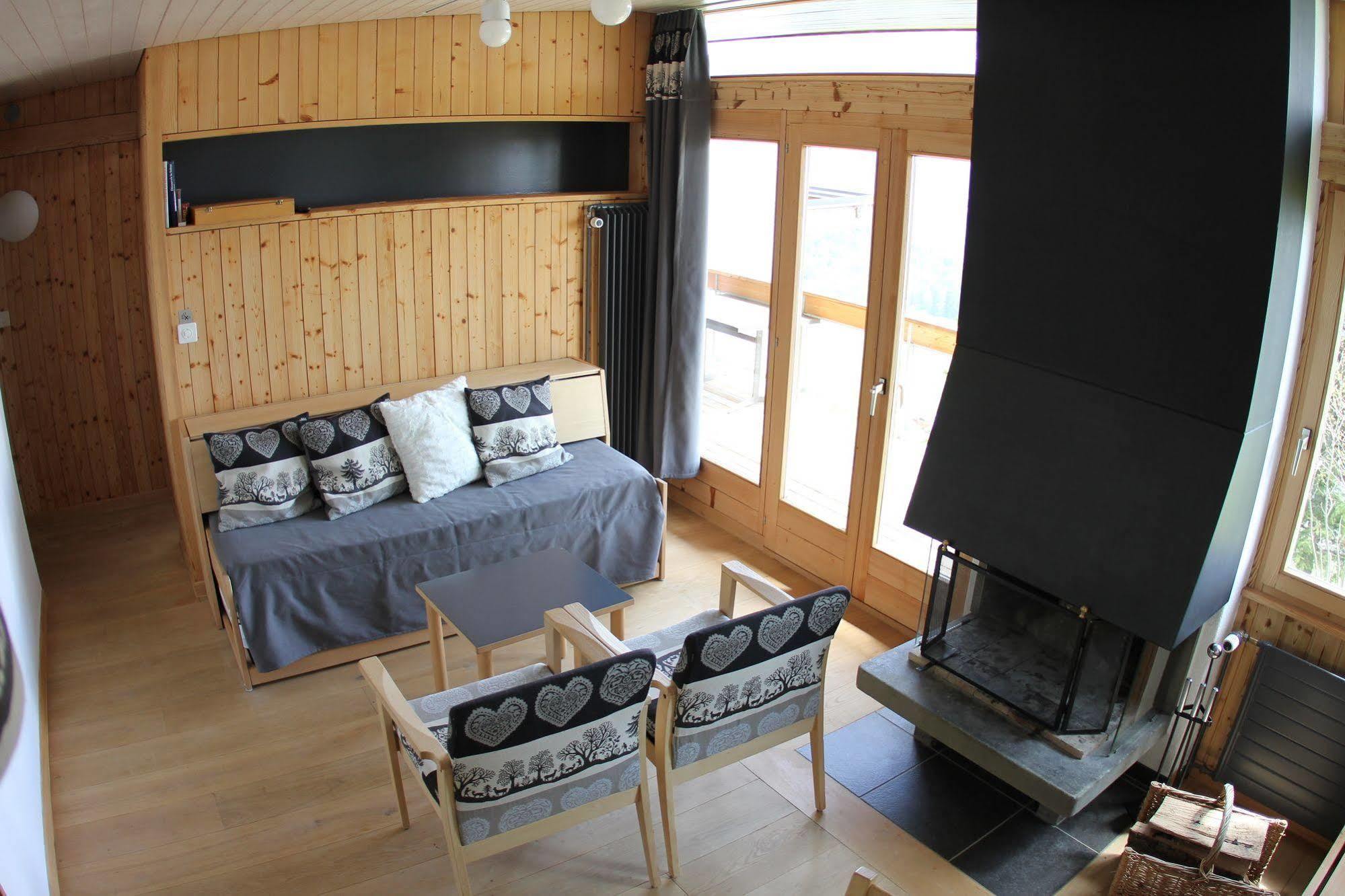 Leysin Lodge エクステリア 写真